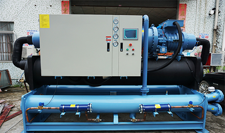 做好八個(gè)螺桿式冷水機(jī)維護(hù)流程，減少故障率